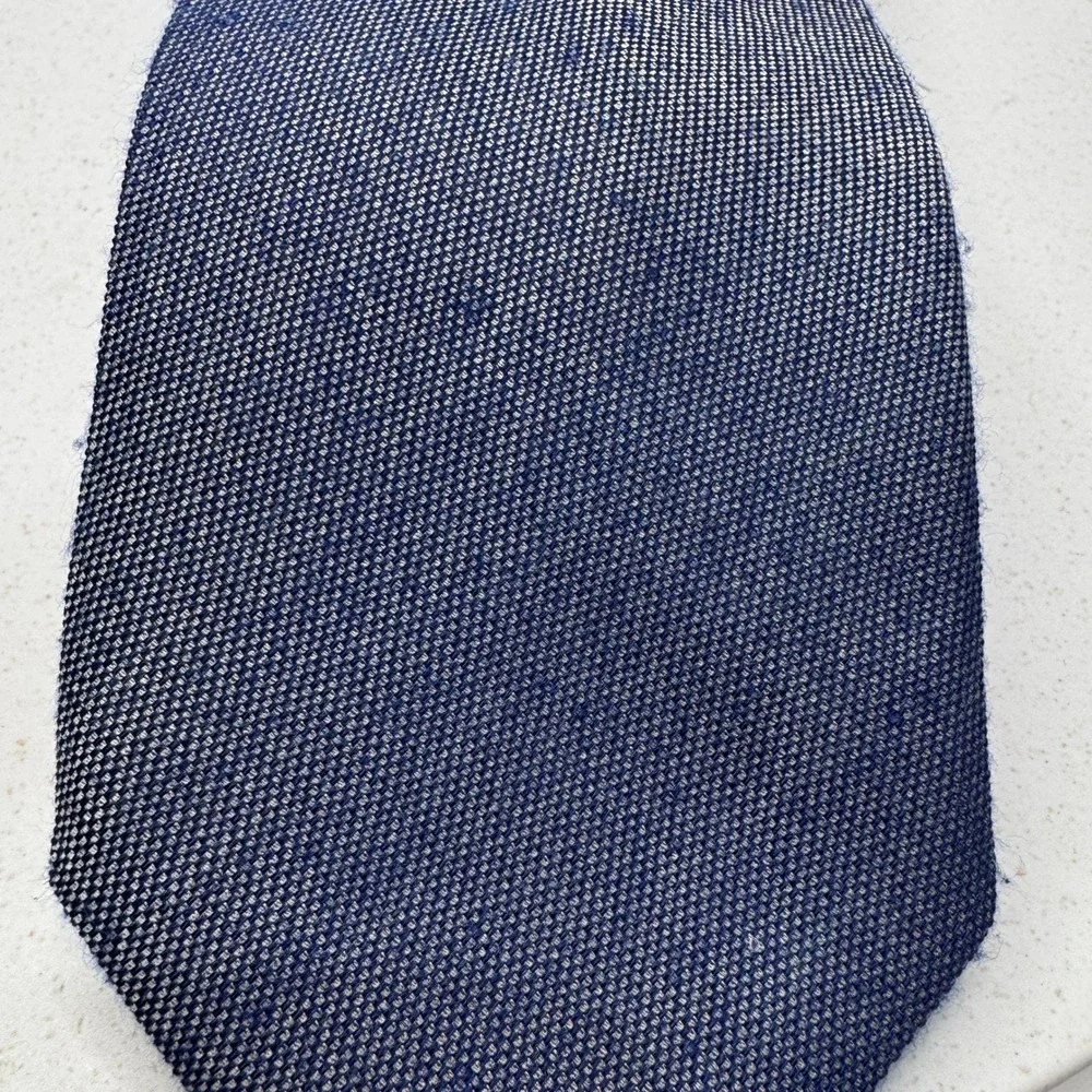 Calvin Klein Men's Blue Textured‎ Woven Necktie Slim Classic – One Size